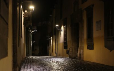 El primer núvol brillós